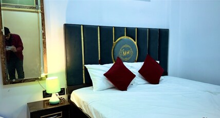Ruby Homestay Room Type - A.C DELUXE ROOM 2