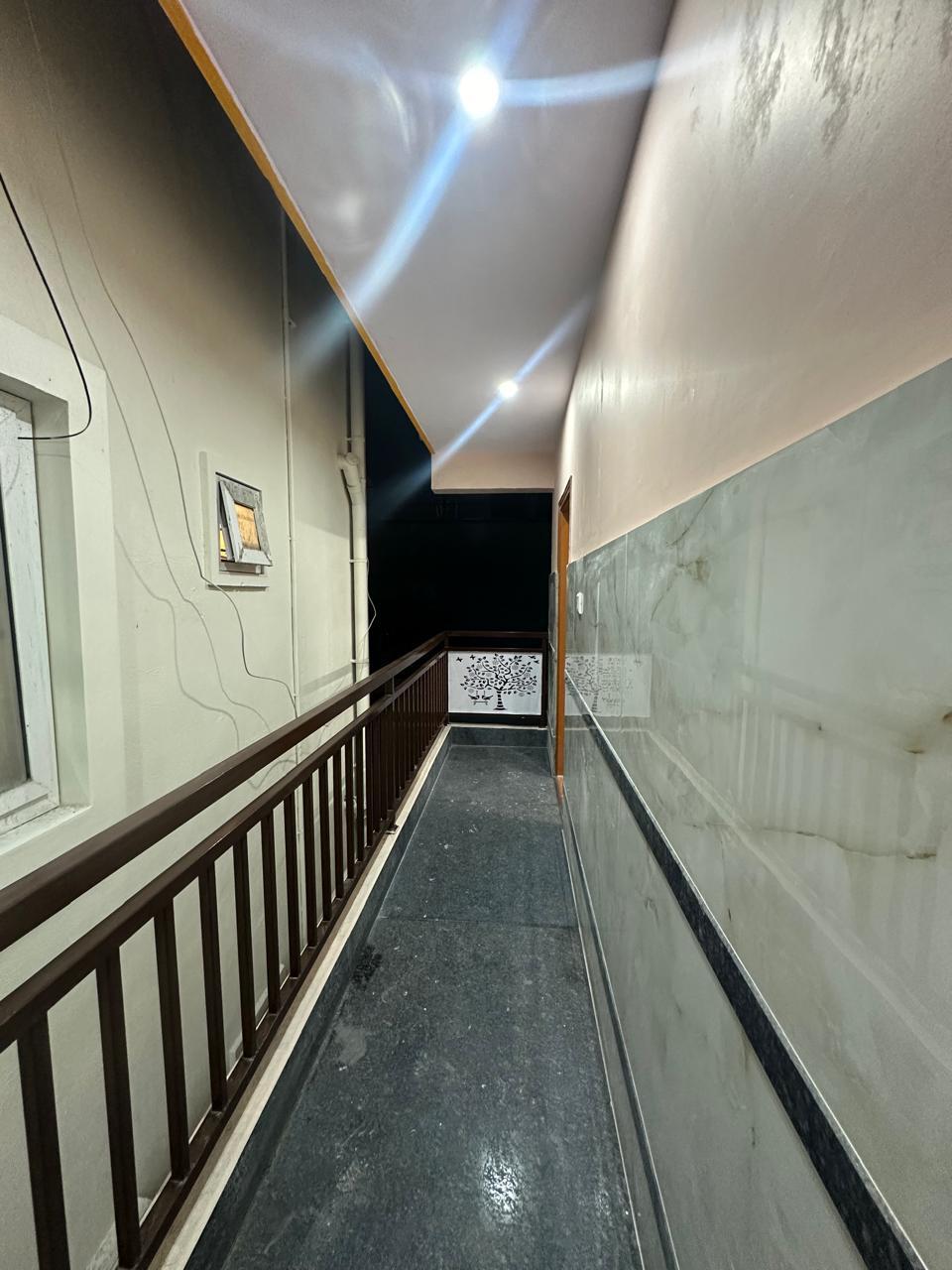 1BHK FULLY FURNiTURE FLAT AT BTM LAYOUT - Tap to explore photos