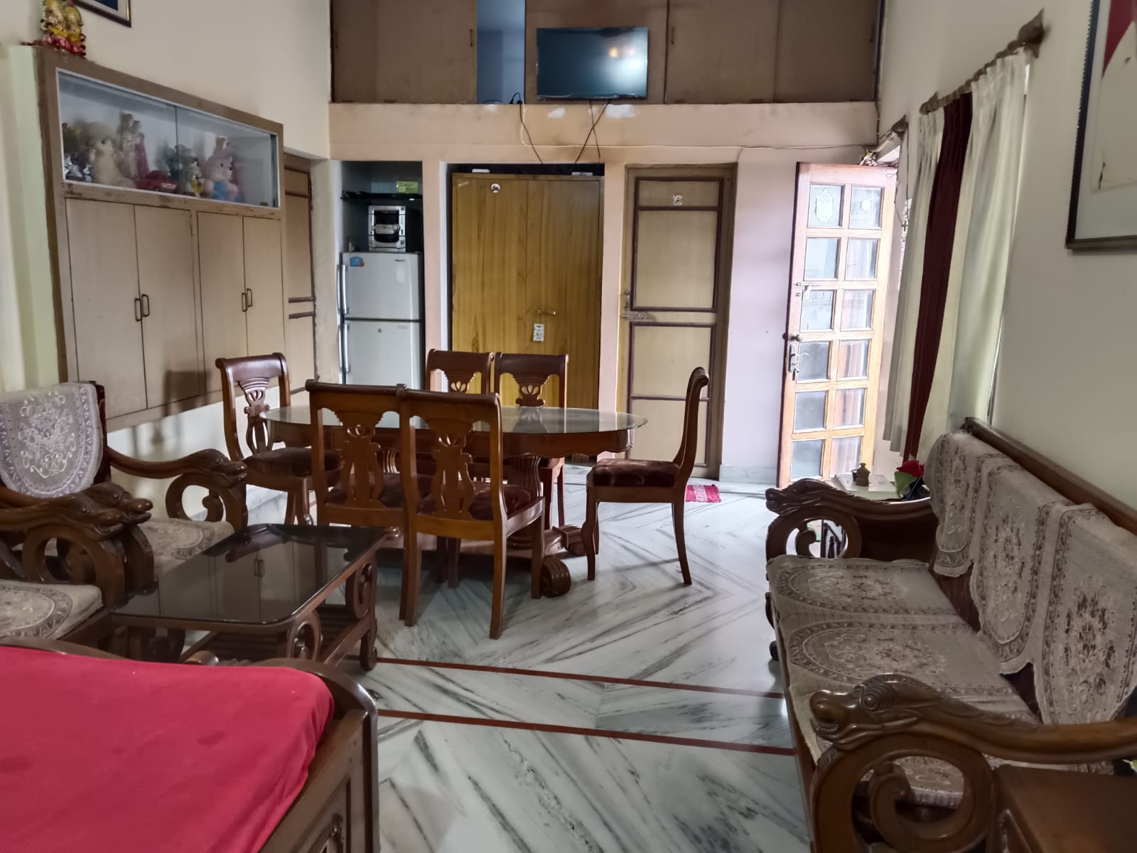 Kusum Palace Homestay - Tap to explore photos