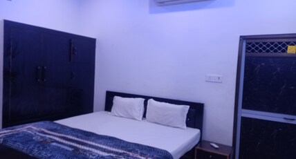 RMC Palace Room Type - Bedroom 1