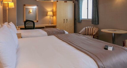 Best Western Heath Court Hotel Room Type - 1 Double 1 Single, Standard Room, Free High Speed Internet, Comfort, Non-Smoking