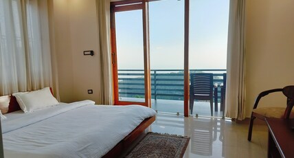 Hide out stays Room Type - Superior Room with Balcony