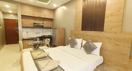 Rayyan Business Class Hotel Room Type - Suite Room