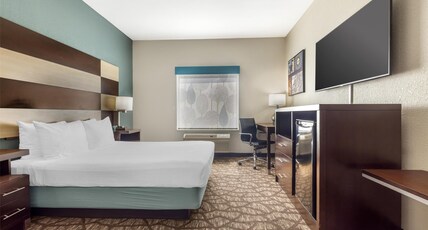 Best Western Joliet Inn & Suites Room Type - Accessible - 1 Queen, Mobility Accessible, Walk In Shower, Microwave And Refrigerator, High Speed In Best Western Joliet Inn & Suites Room Type - Accessible - 1 Queen, Mobility Accessible, Walk In Shower, Microwave And Refrigerator, High Speed In