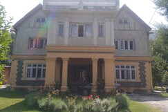 Lalteen Heritage