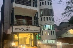 Hotel Rahil International