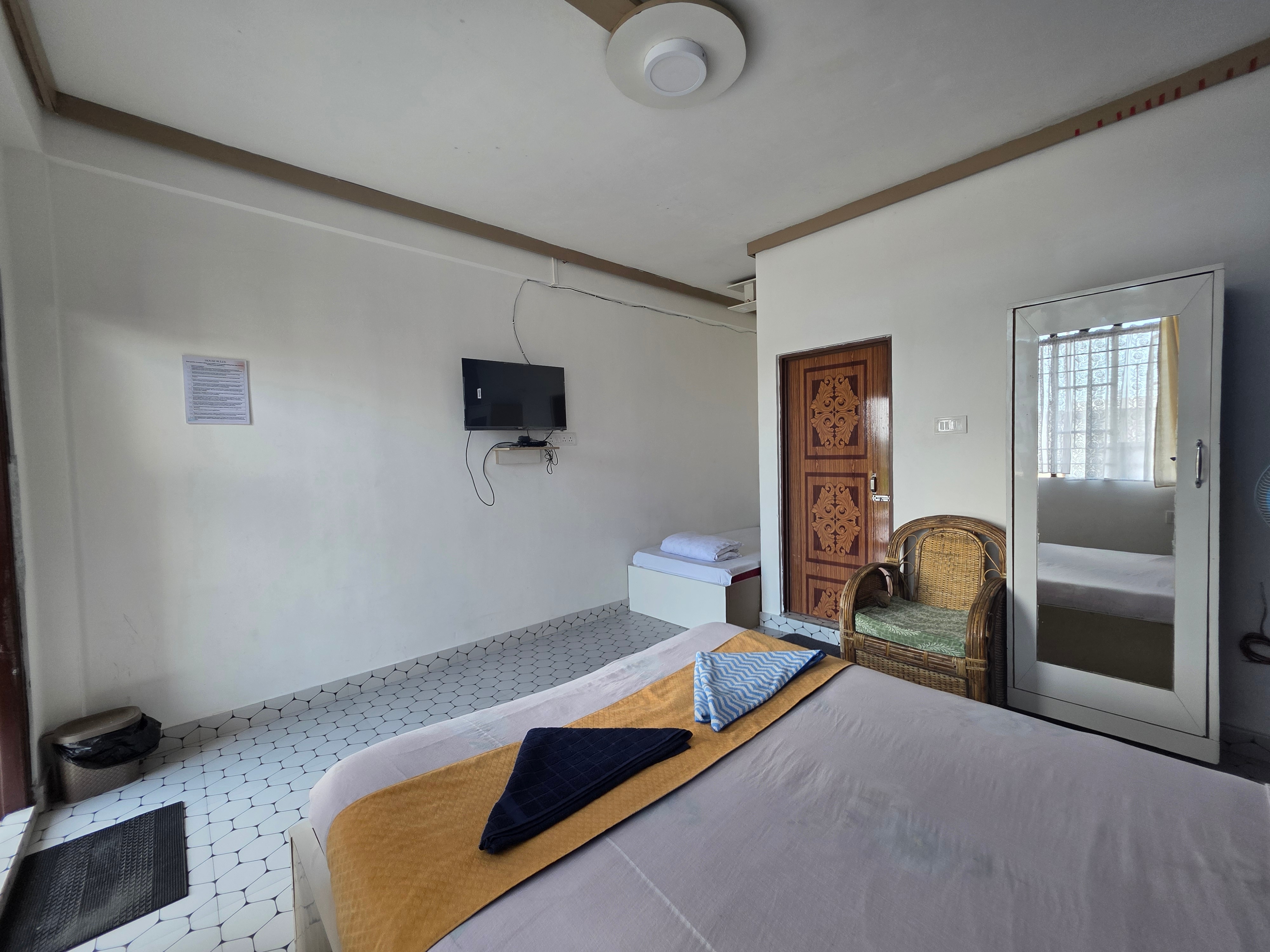 Breezy Gorge Homestay - Tap to explore photos