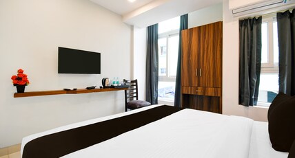 Super Townhouse Sayhallo Narcos Room Type - Classic