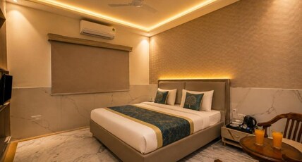 Hotel Aero Star by Star Group Room Type - Deluxe Room in Ground Floor with Free WIFI