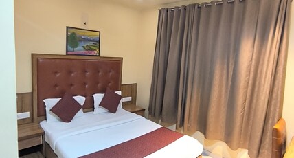 Aster Hotel Room Type - Double Deluxe Room