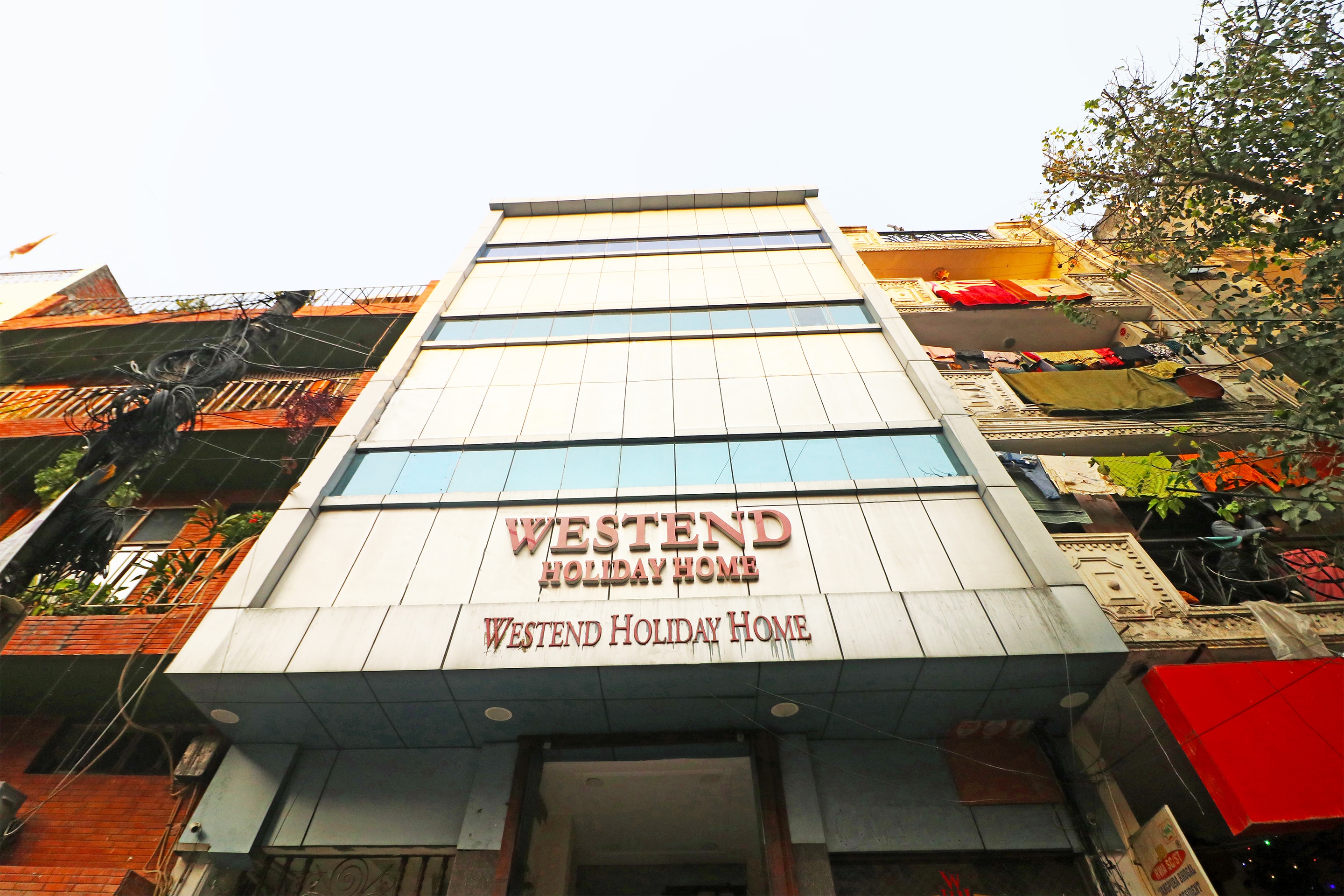 Westend Holiday Home Near Nizamuddin Railway Station - Tap to explore photos