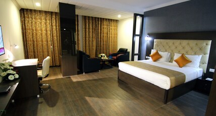 Hotel Trinetar Gardens & Banquets Room Type - Executive Premium Room