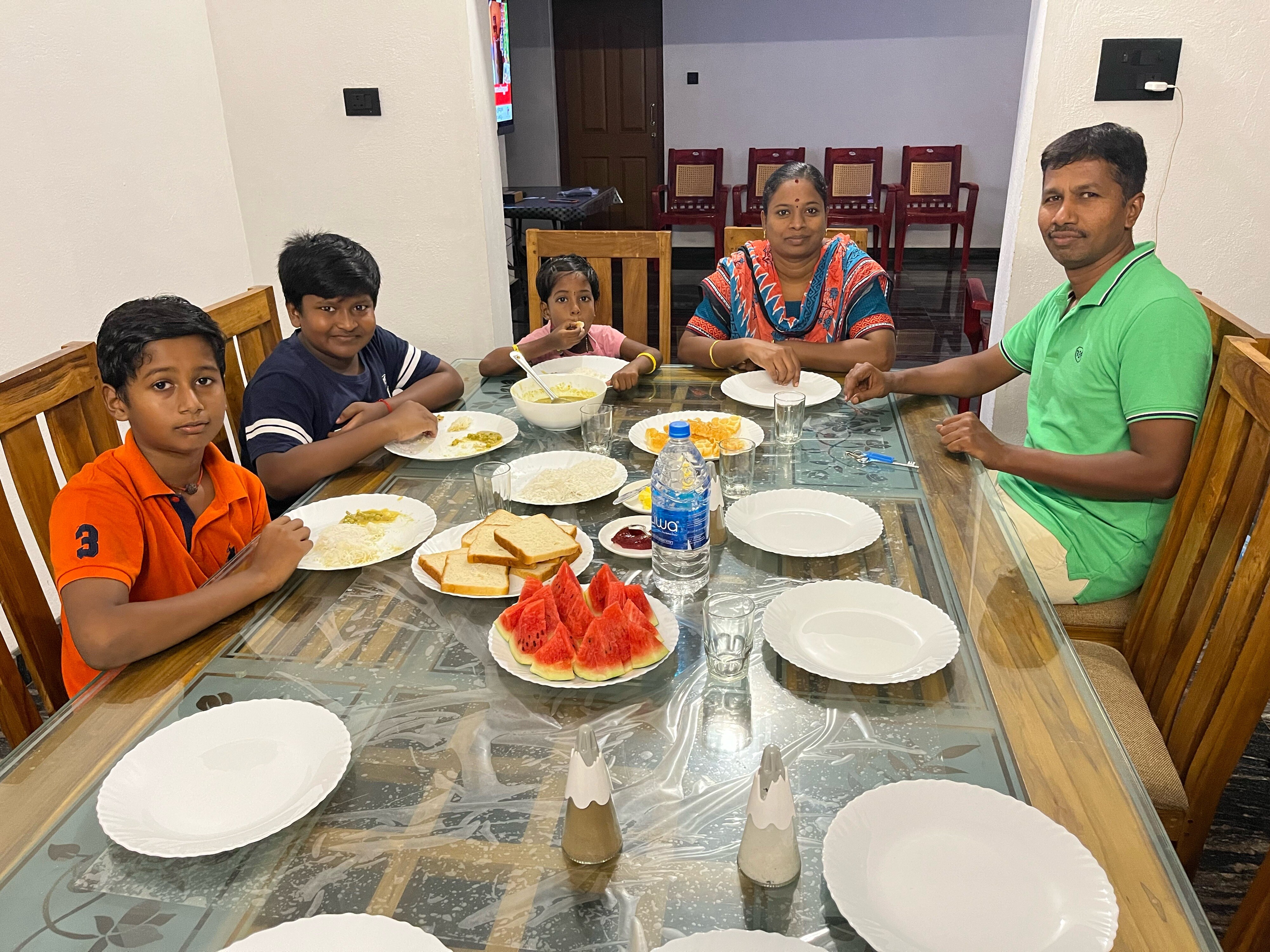 Marari Raju Villa - Tap to explore photos