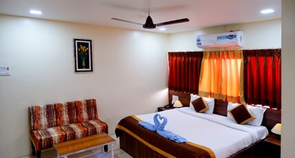 Hotel Guru Inn Room Type - Executive AC Room