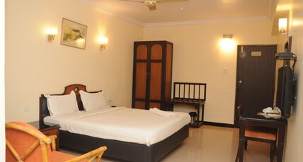SUVARNA REGENCY Room Type - Deluxe Non AC Room