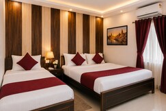Hotel Pavitri | 5 Min Walk Kashi Vishwanath