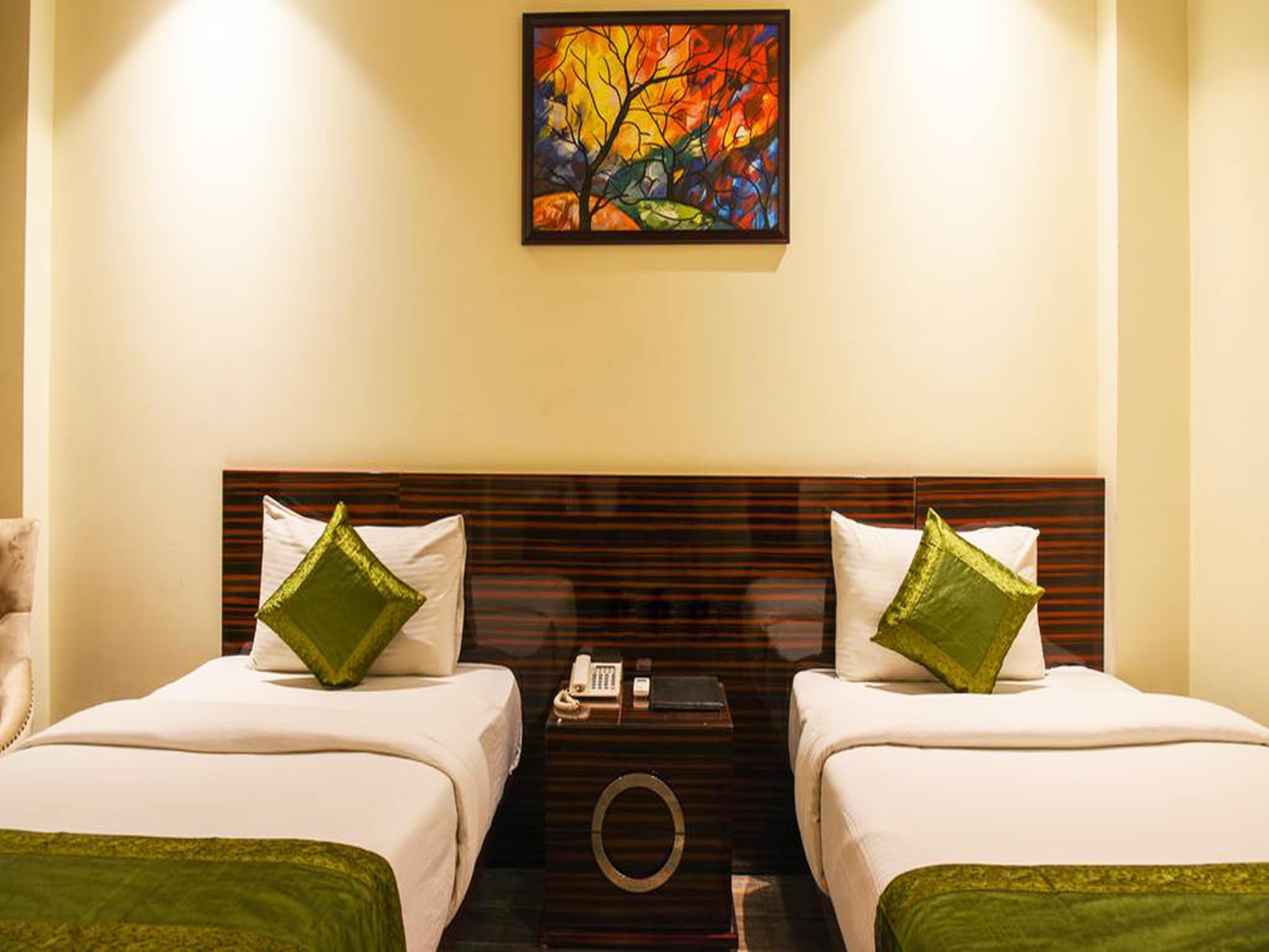 Hotel Banz Delhi Airport - Tap to explore photos