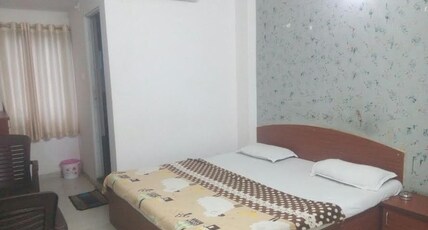 HOTEL GAGAN PALACE Room Type - Deluxe Ac Room