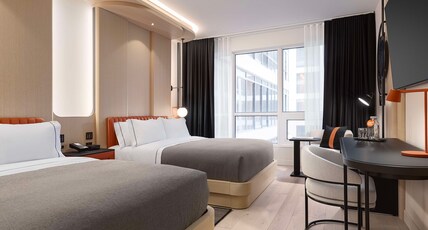 Canopy By Hilton Toronto Yorkville Room Type - 2 QUEEN BED RM CORNER CITY