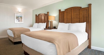 Best Western on The Beach Room Type - 2 Queen Beds, Non-Smoking, Ocean Front, Microwave And Refrigerator Best Western on The Beach Room Type - 2 Queen Beds, Non-Smoking, Ocean Front, Microwave And Refrigerator
