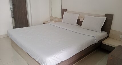 Hotel Paras Room Type - Standard Double Bed AC Room