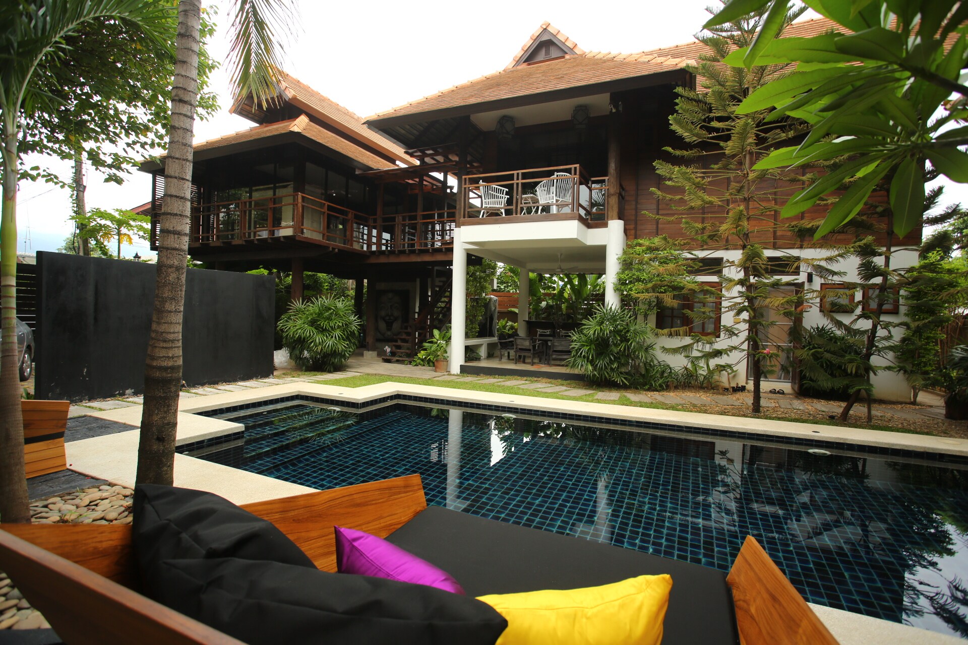 Tolani Northgate Villa - Tap to explore photos