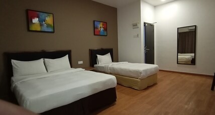 OYO 89915 East Mount Hotel Room Type - Suite Triple OYO 89915 East Mount Hotel Room Type - Suite Triple
