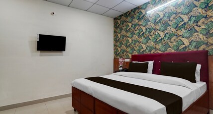 Hotel O by OYO Sector 58 Mohali Formerly Hotel Alpha Room Type - Saver Double