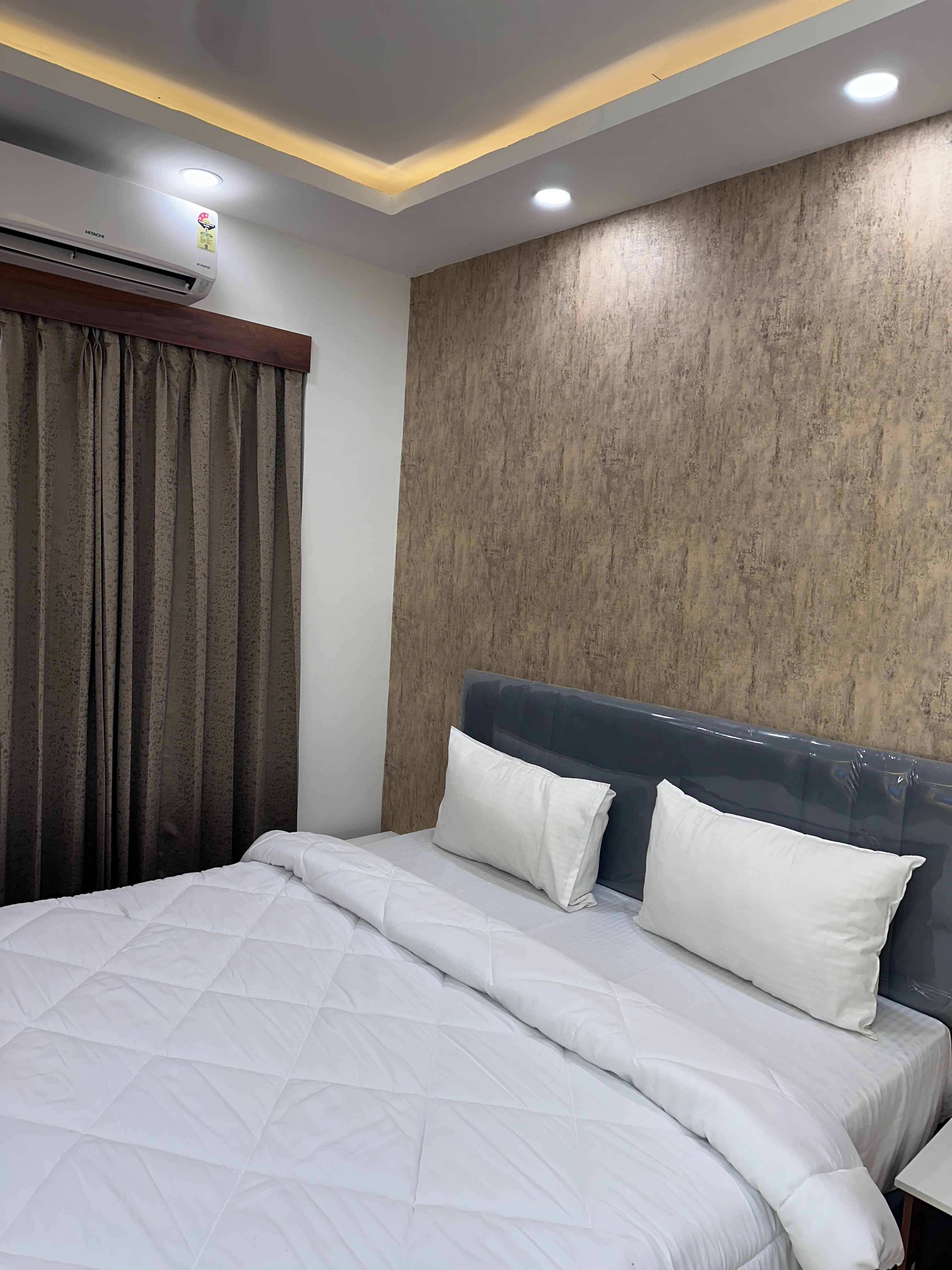Luxury home Kaveri Delta 1 Gr Noida - Tap to explore photos