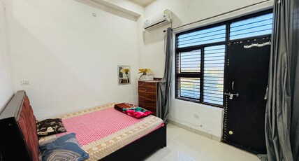 Brij king hotel Room Type - Bedroom 1 Brij king hotel Room Type - Bedroom 1
