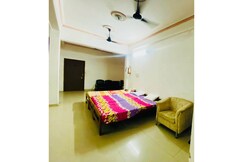 SPOT ON J C Guest House