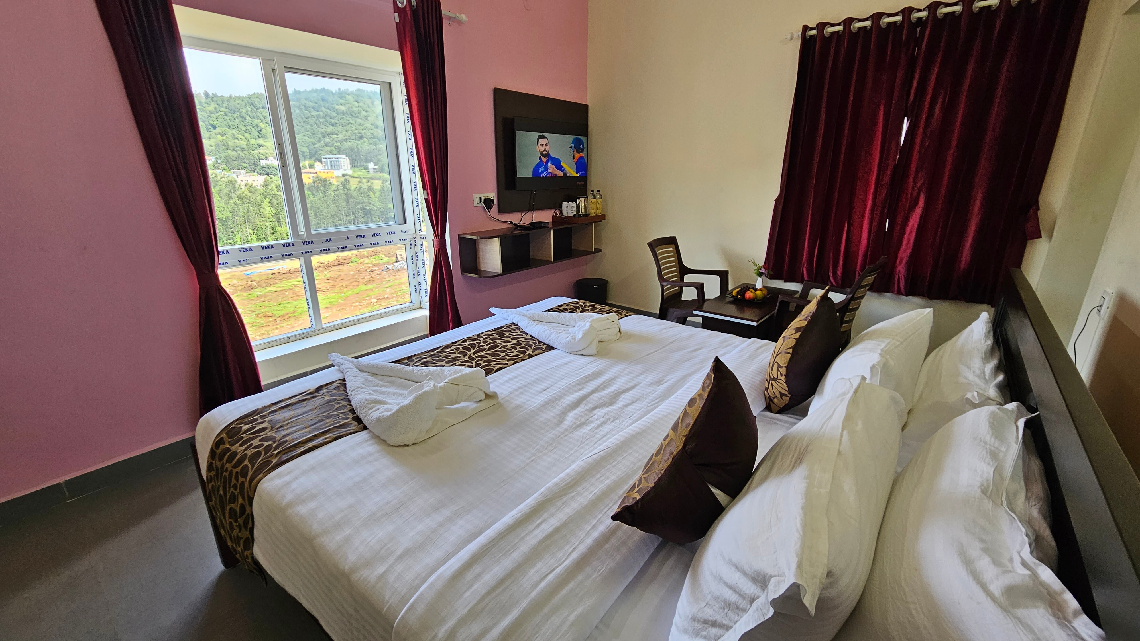TIO -THE INDIAN ORIGIN HOTELS & RESORTS YERCAUD - Tap to explore photos
