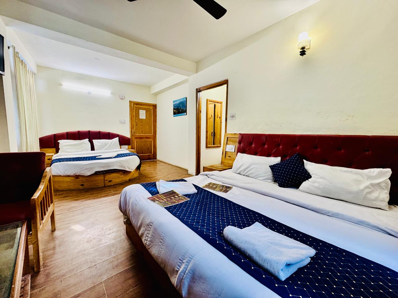 Royal View Cottage Manali - Tap to explore photos