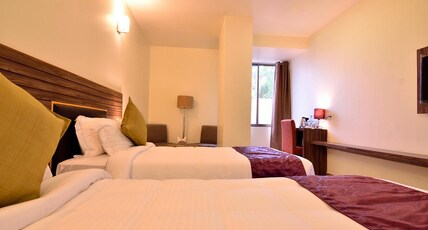 Hotel poinisuk Room Type - Deluxe Non AC (Twin Bed)