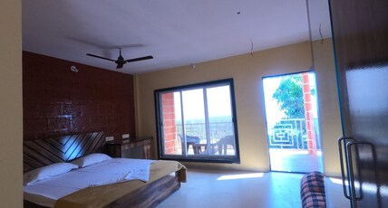 Spring Nature Stay Room Type - AC Deluxe Room