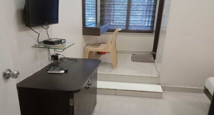 HOTEL ADARSH Room Type - AC DELUXE ROOM