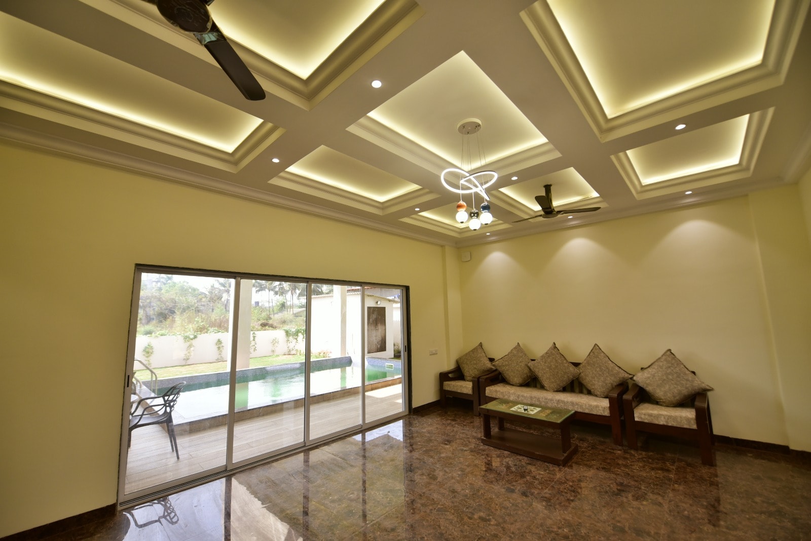 ILIF 2729 SAI VILLA - Tap to explore photos
