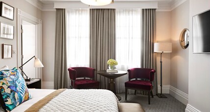 Kimpton Fitzroy London, an IHG Hotel Room Type - 1 Queen Premium Room