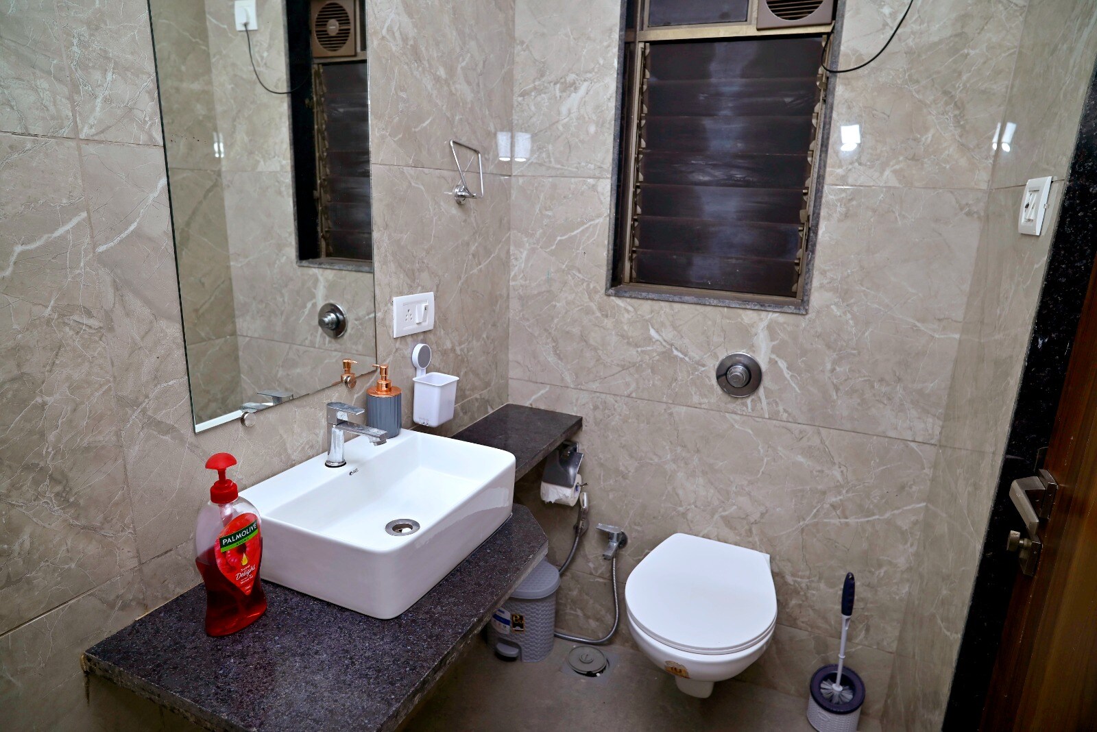 SparksFly Service Apartment Powai - Tap to explore photos