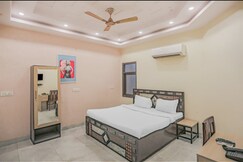 Hotel Raj Residency Govindpuri - Couple Friendly Hotel
