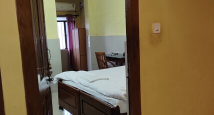 HOTEL ROYAL PARK Room Type - AC Room