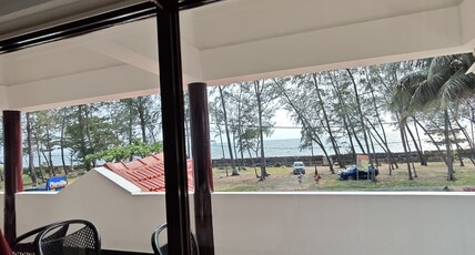 Relax Inn, Cherai Room Type - Seaview Room With Balcony