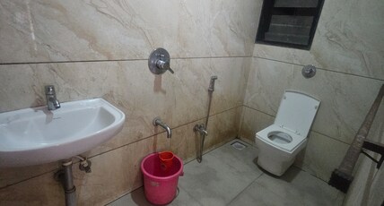Hotel Sachin Executive Lodging Room Type - Bedroom 4