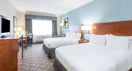 Holiday Inn Express Hotel & Suites Lake Charles Room Type - 2 Queen Standard