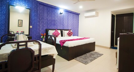 Hotel Dakha International Room Type - Deluxe Double Bed Room