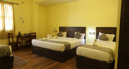 Le Supreme Inn (the lap of luxury) Room Type - Premium Suite Room
