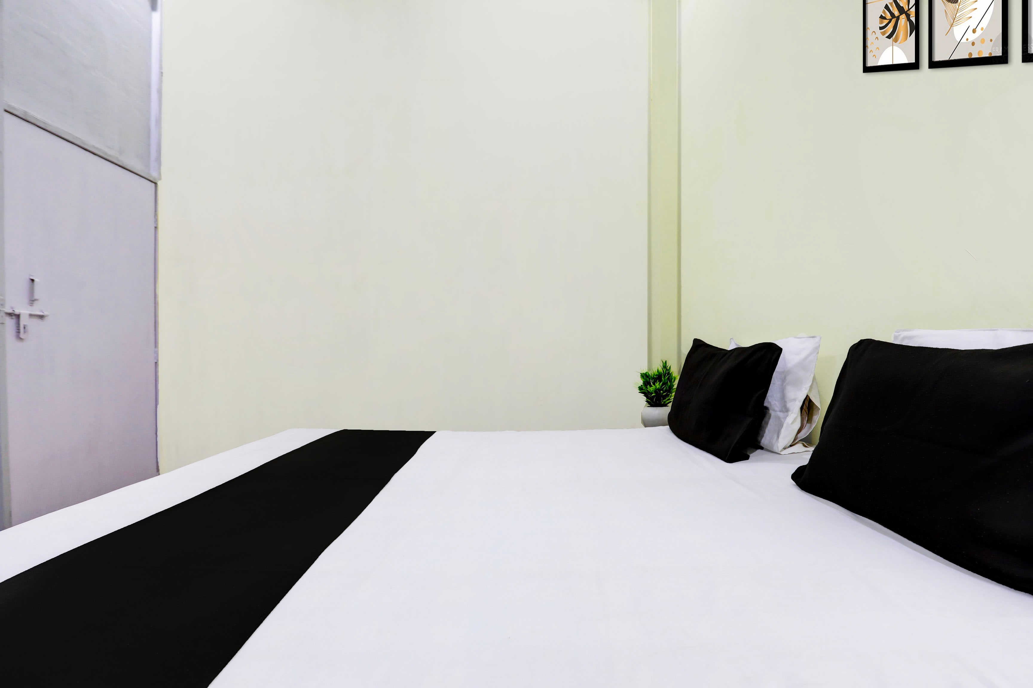 Hotel O THE ANTHONY GUEST HOUSE - Tap to explore photos
