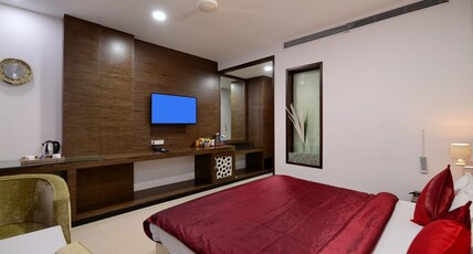 Landmark Hotel Room Type - Royal Classic