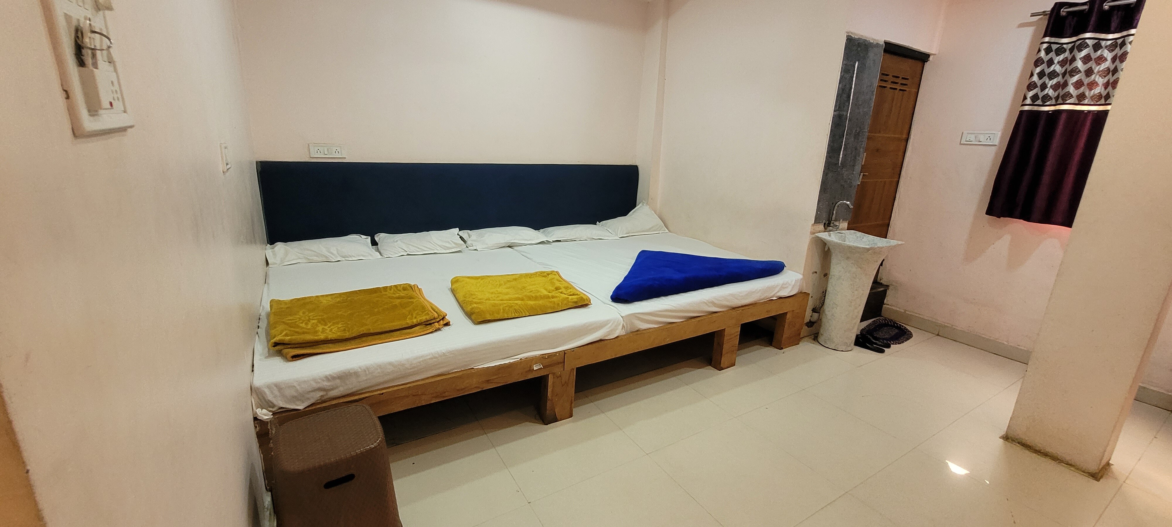 Shri kulluka guest house - Tap to explore photos