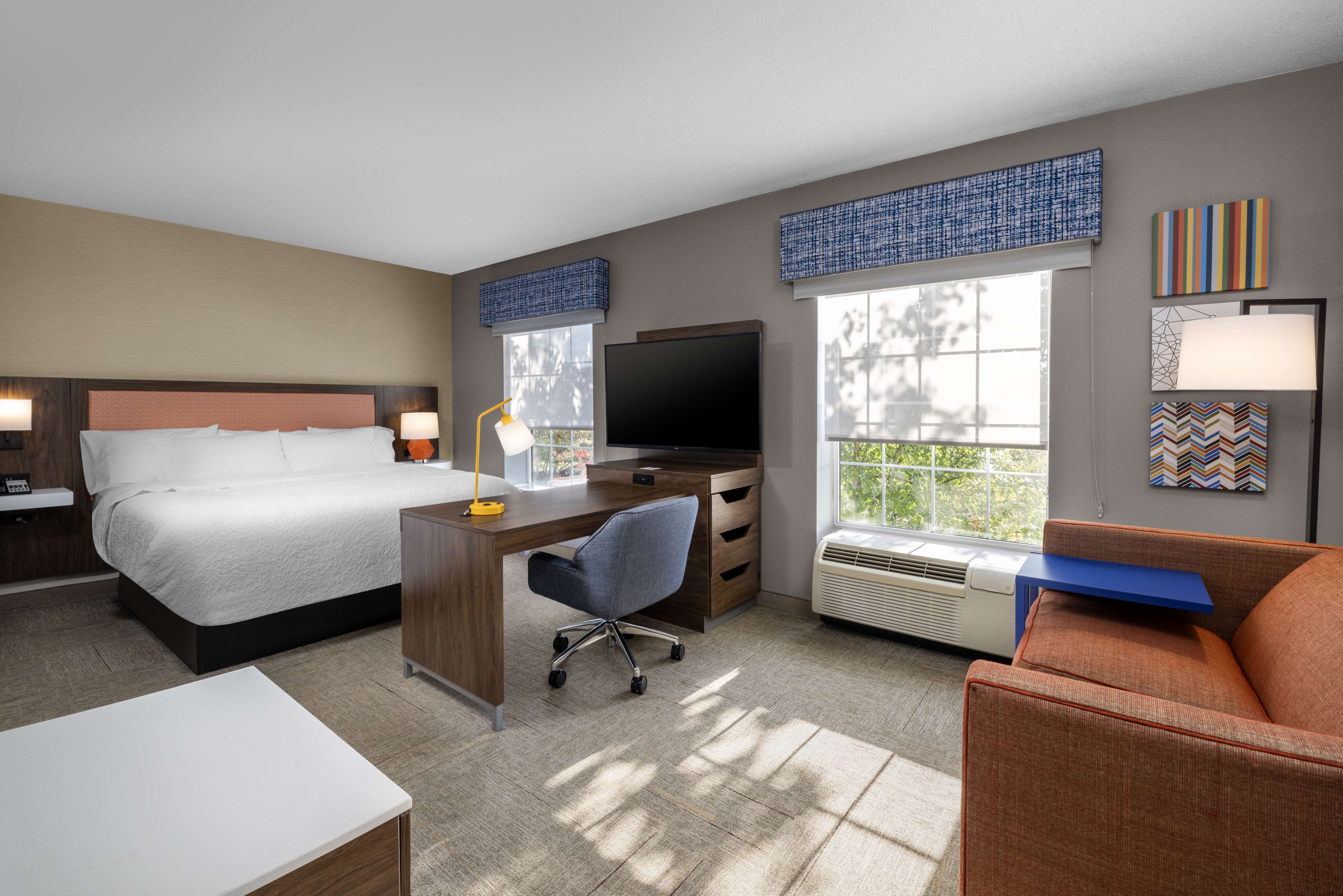 Hampton Inn & Suites State College at Williamsburg Square - Tap to explore photos